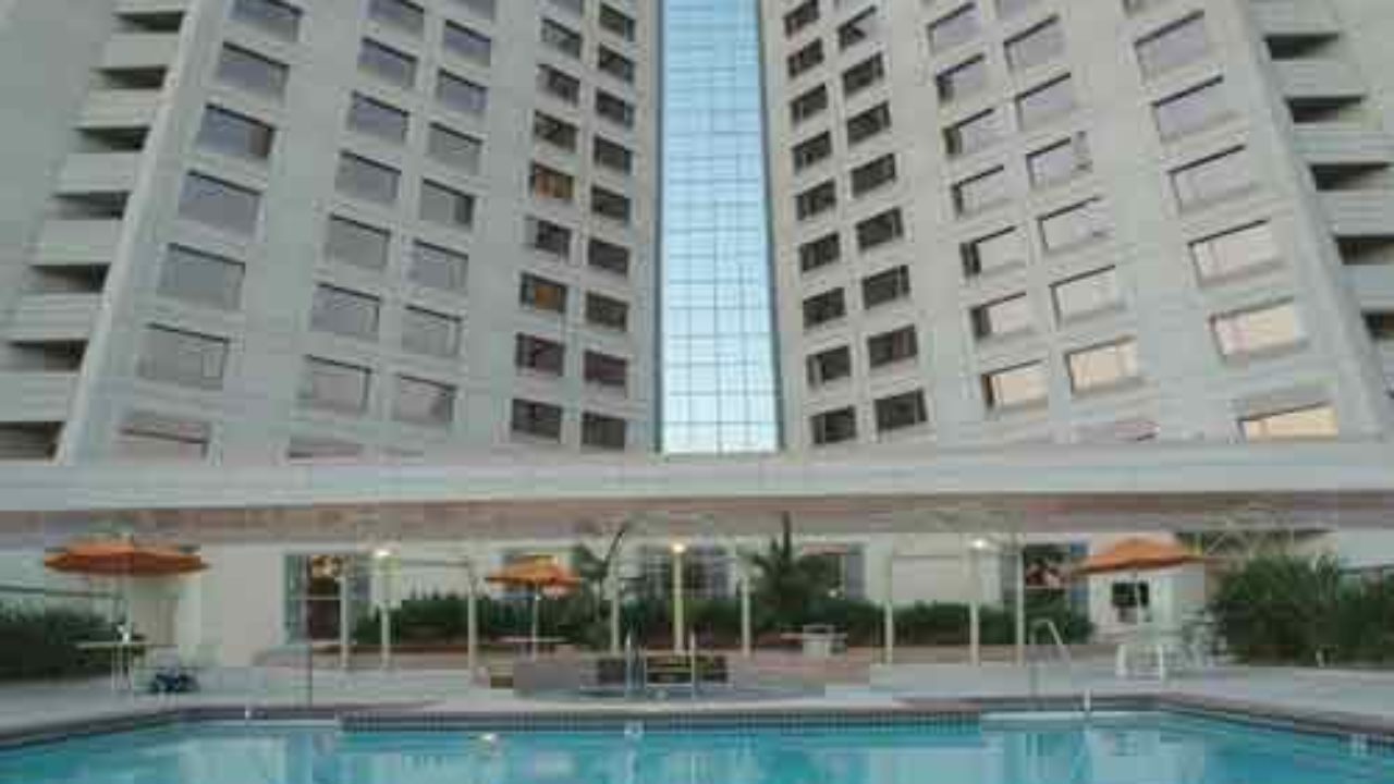 Hilton Downtown Long Beach Hotel - Wedding Venue, Wedding Officiant